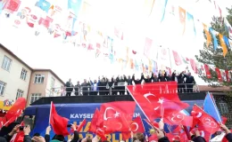 Kayseri Büyükşehir Belediye Başkanı Dr. Memduh Büyükkılıç, Cumhur İttifakı Sarıoğlan Aday Tanıtım Toplantısı’na katıldı