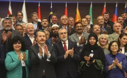 Çalışma ve Sosyal Güvenlik Bakanı Vedat Işıkhan, sendikaların çalışma hayatının güvencesi olduğunu belirtti