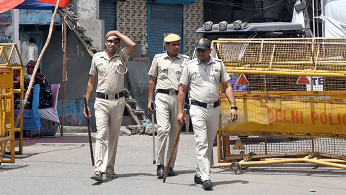 Hindistan’da internetten tanıştığı kişiyle evlenebilmek için çocuğunu öldürdü