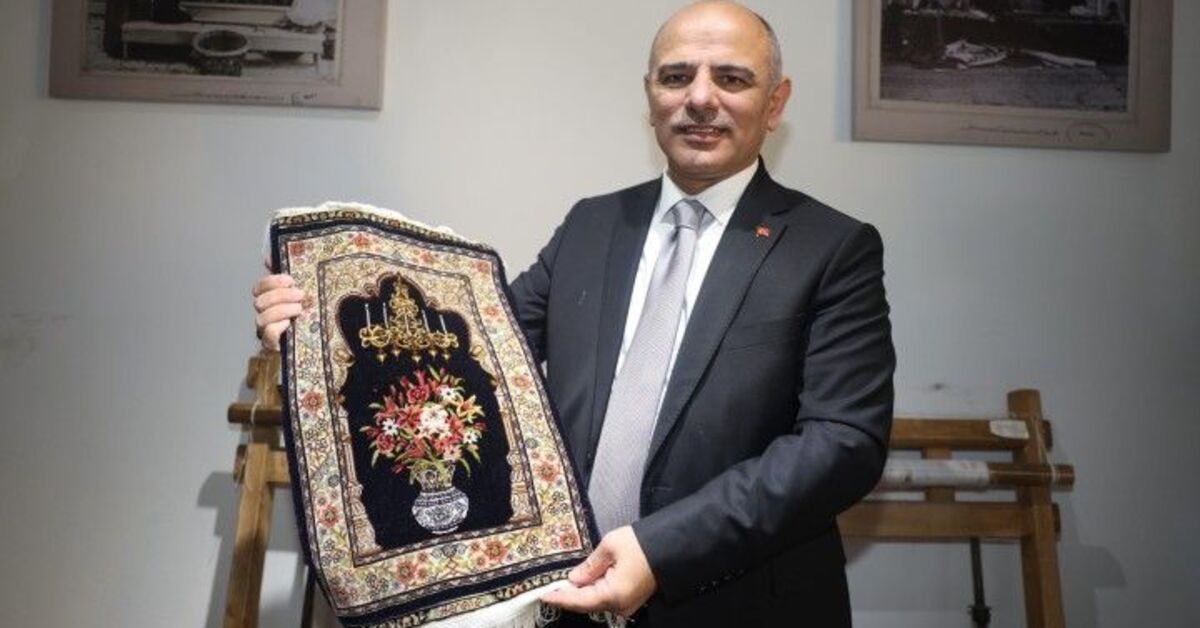 Hereke Halı Atölyesi tezgahlarda ilk halılar üretildi