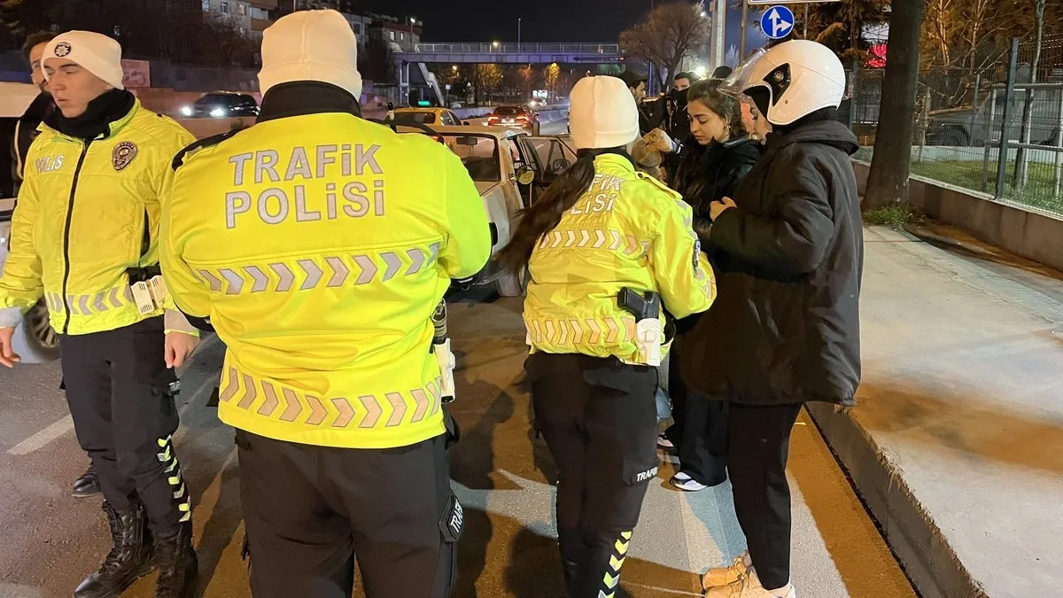 İstanbul Emniyet Müdürü Yıldız, Bahçelievler’de asayiş uygulamasını yerinde denetledi